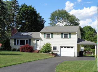 26 Highgate Rd, Framingham, MA 01701