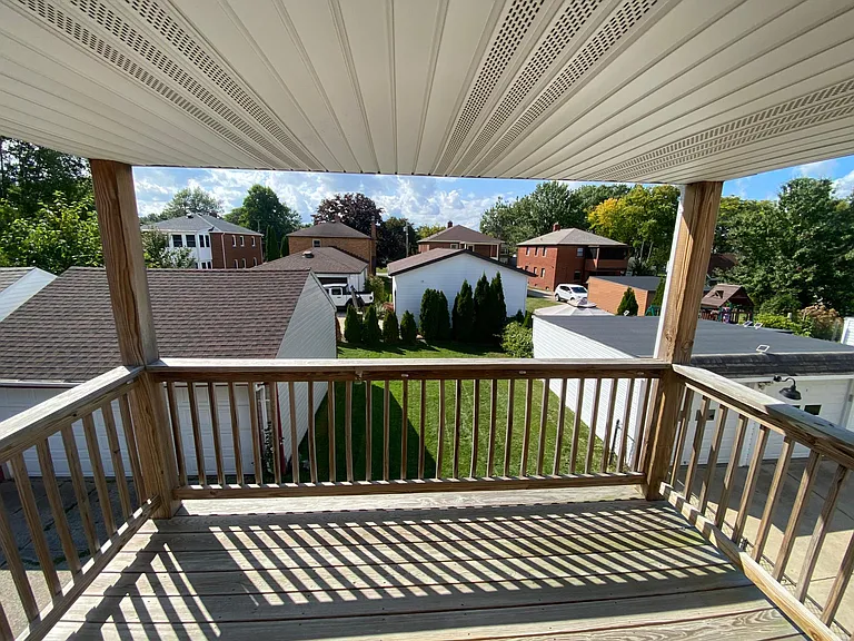 2284 Lakeview Ave #UP — Photo 17