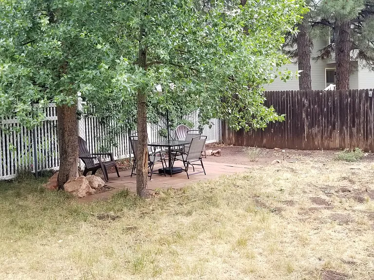 2599 N Fox Hill Rd — Photo 44