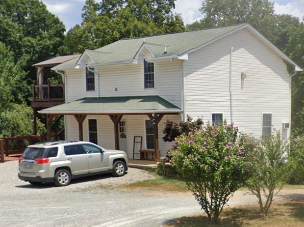 435 Lakewood Forest Rd #201