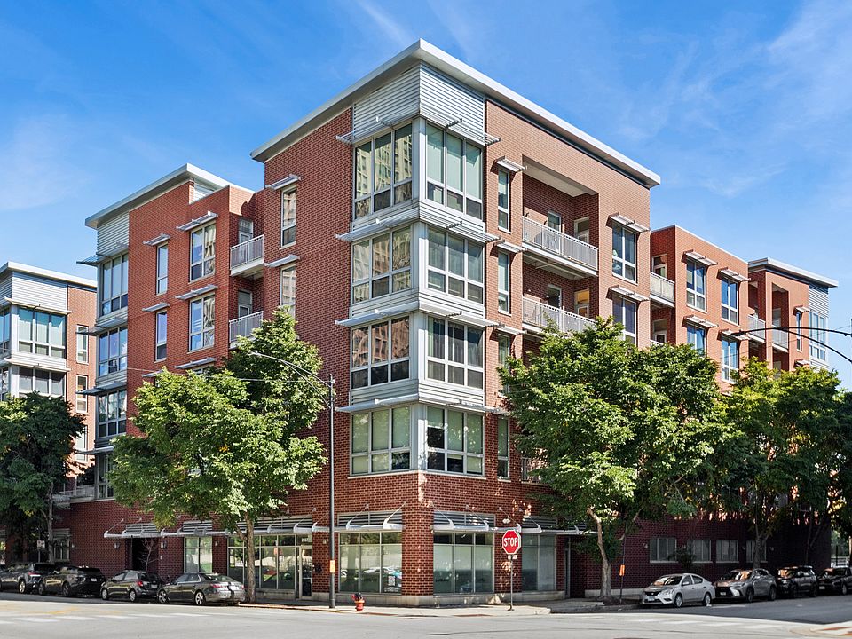 1st image of 2035 S Indiana Ave APT 405