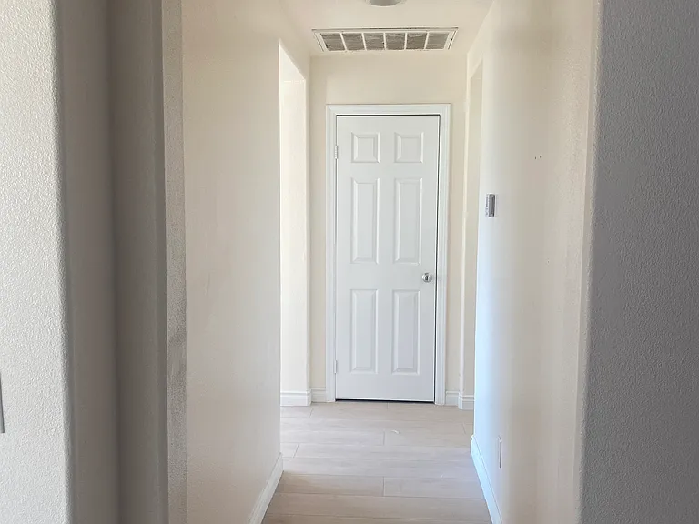 3523 Tournament Dr — Photo 4