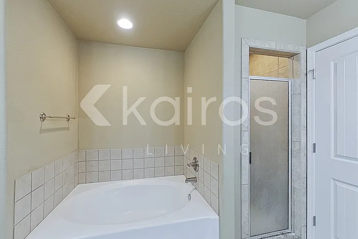 7406 Vail Dr — Photo 13