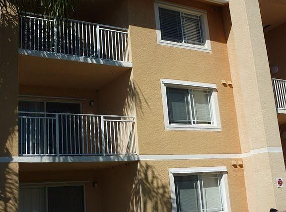 2nd image of 191 SW Palm Dr APT 203
