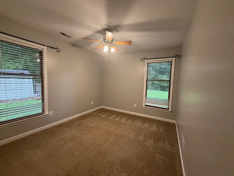 717 Mallard Dr — Photo 23