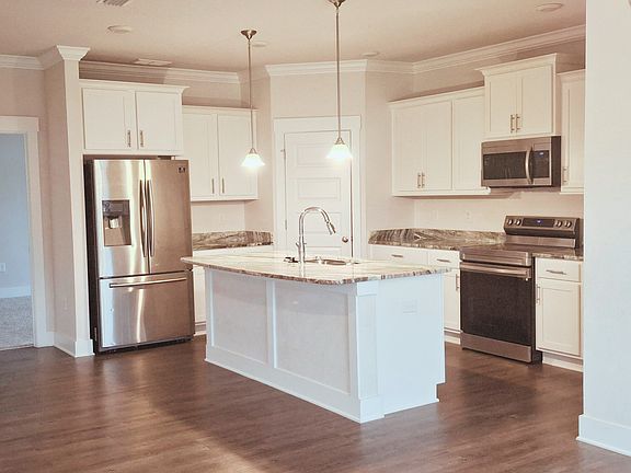 2nd image of 12504 Windsor Dr