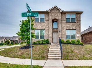 5801 Fir Tree Ln, Fort Worth, TX 76123