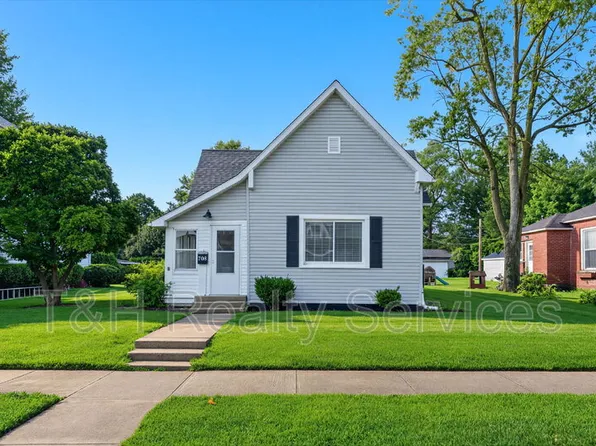 708 N Independence St, Tipton, IN 46072