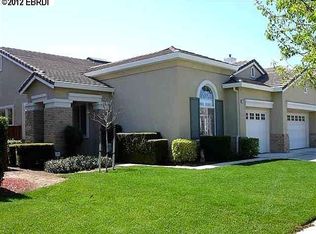 1408 Buckingham Dr, Brentwood, CA