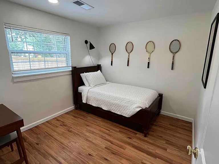 1130 Wade St NE #A — Photo 10