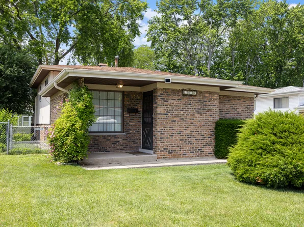 16492 Brockton Ln, Oak Forest, IL 60452