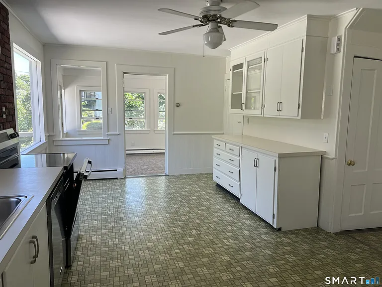 21 Pearl St — Photo 8