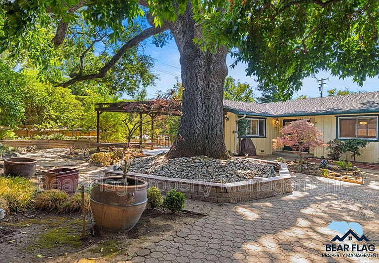 7919 Ridgemont Dr — Photo 59