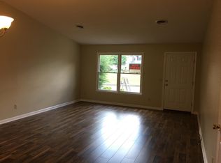 60 Tulip Grove Cir, Bristol, TN 37620