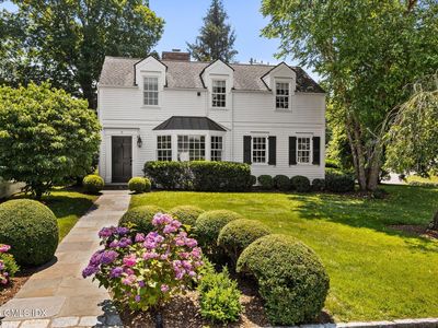 11 Mill Pond Ct, Cos Cob, CT, 06807
