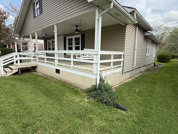4th image of 707 Gloucester Ave
