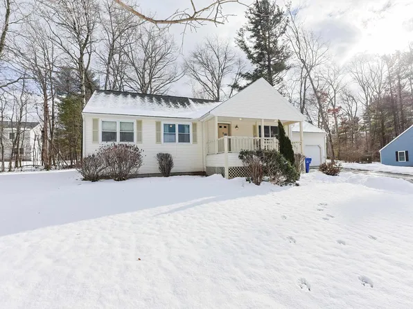 6 Pinehurst Street, Hudson, NH 03051