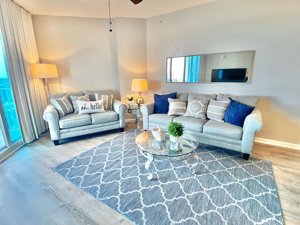 Living room.