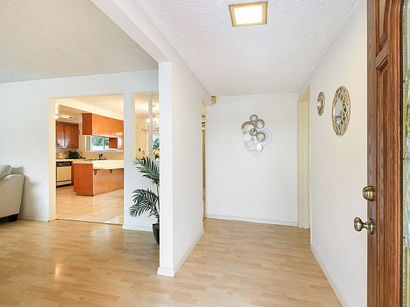 2nd image of 6024 Hart Ave