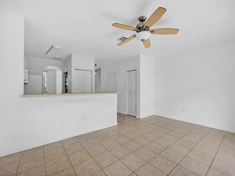 1575 NE 33rd Ave #105 — Photo 13