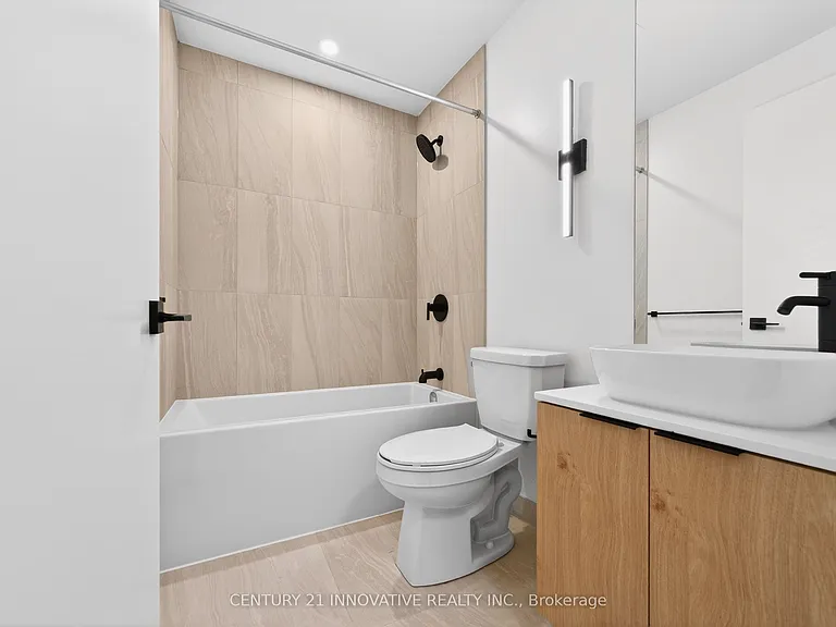1185 Dupont St #602 — Photo 4