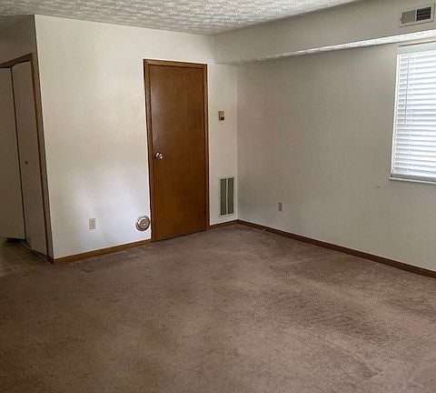 4th image of 1478 Ashland Ave