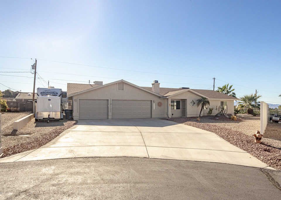 1st image of 3240 Feather Palm Ln