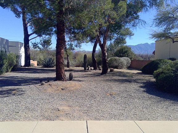 3rd image of 1449 S Abrego Dr