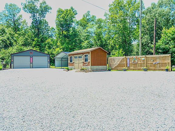5th image of 380 Upchurch Dr