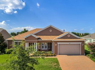 229 Bayou Bend Rd, Groveland, FL 34736