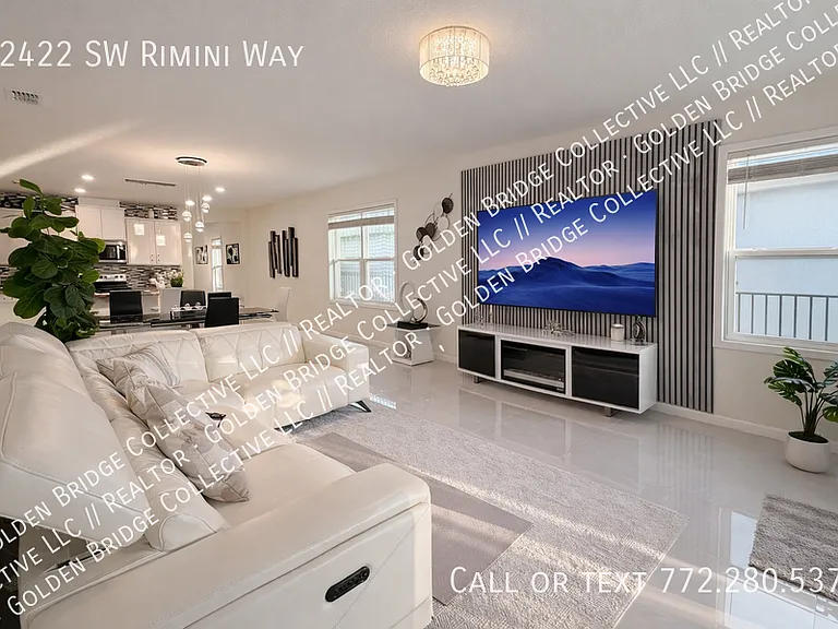 12422 SW Rimini Way — Photo 2