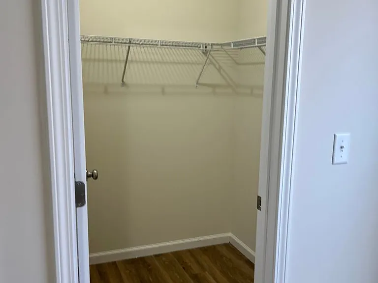 Brand New House 3 beds 2 baths with 1 car garage — Photo 44