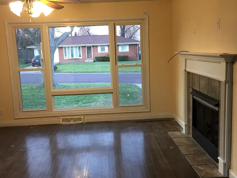 1826 W Winnebago Dr — Photo 15