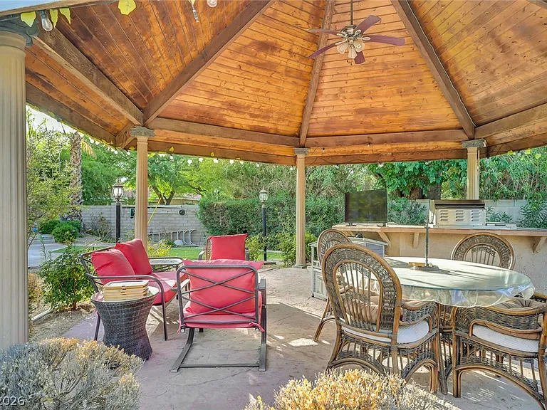 7258 Loma Alta Cir #0 — Photo 47