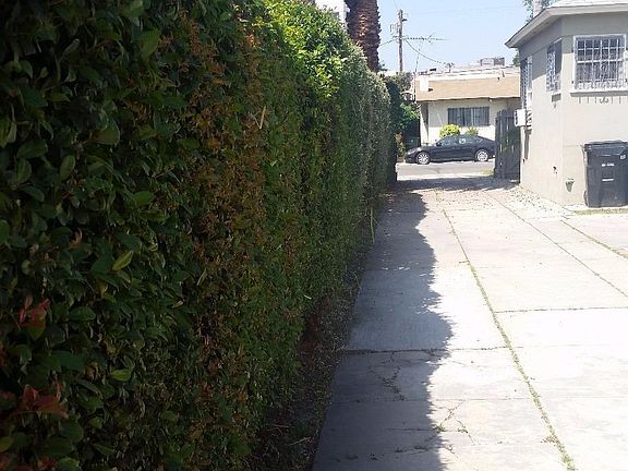 5th image of 722 N Hudson Ave