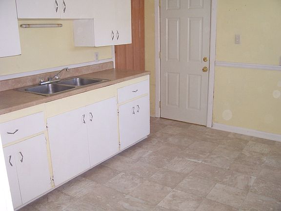 5th image of 1318 Joyce Dr