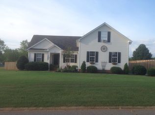 258 Bay Hill Dr, Boiling Springs, SC 29316
