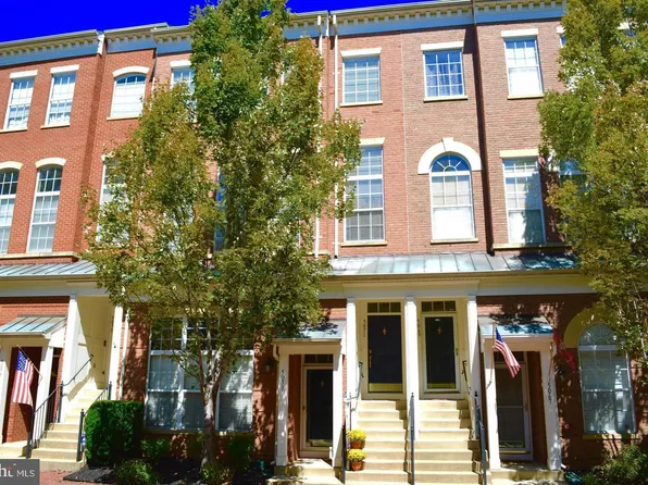 5071 Kilburn St, Alexandria, VA 22304