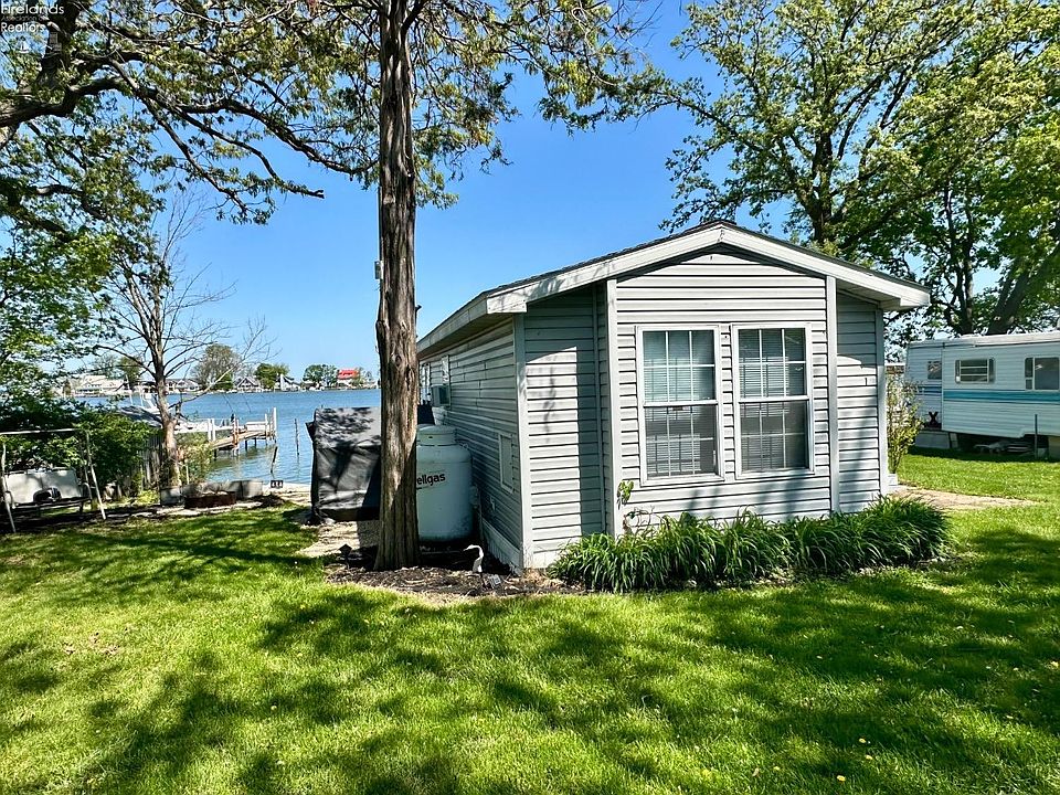 1st image of 8087 E Rollie Dr #1