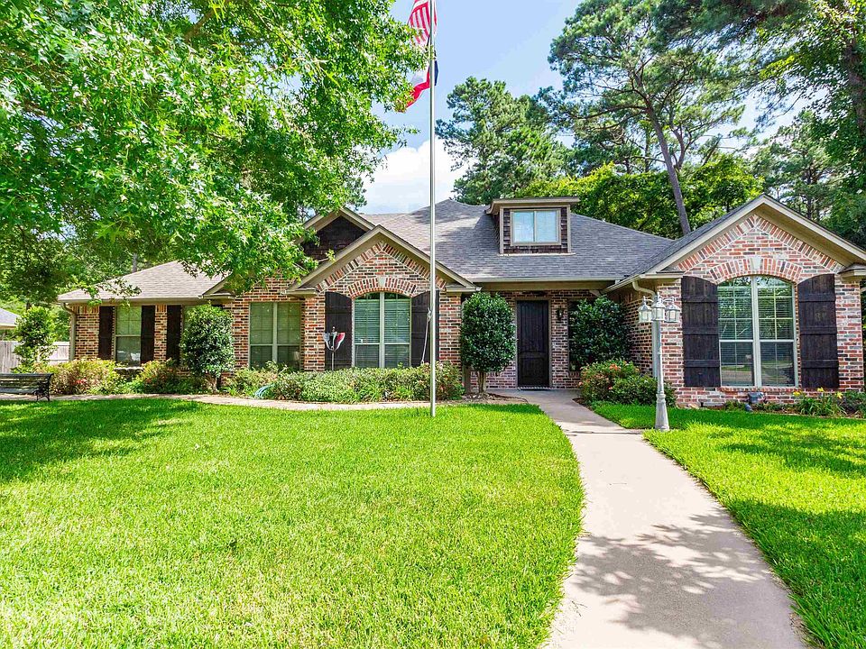 1st image of 15082 Brookstone Dr