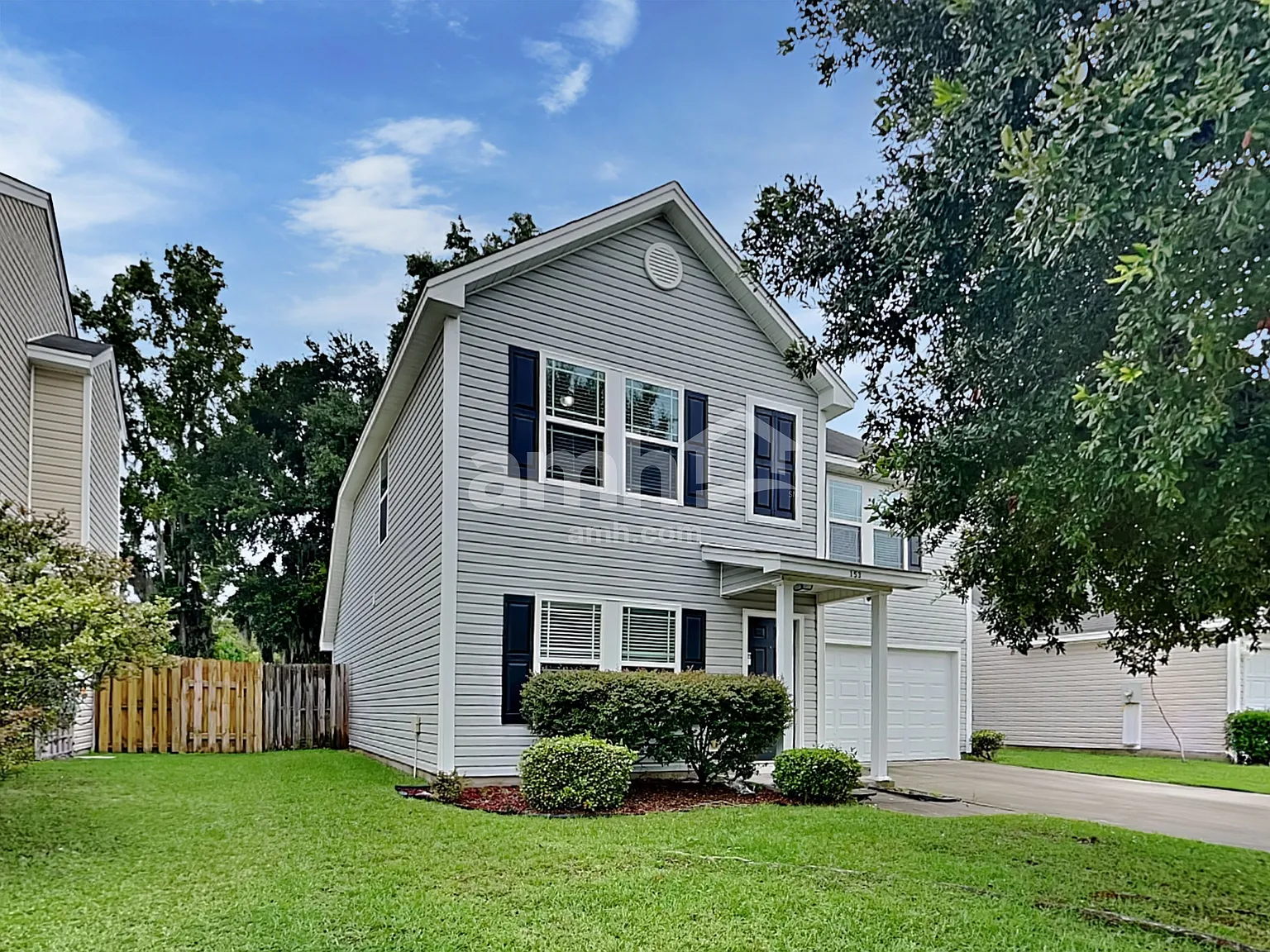 3 bed, 2.5 bath, 1800 sqft, $2,315 — Photo 1