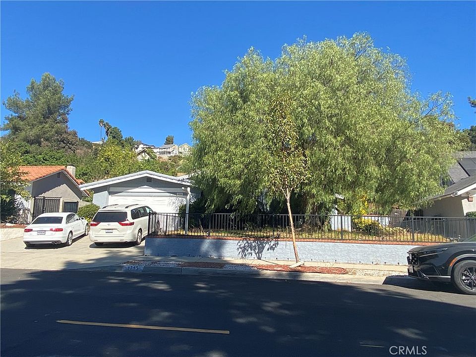 1st image of 1716 Kiowa Crest Dr