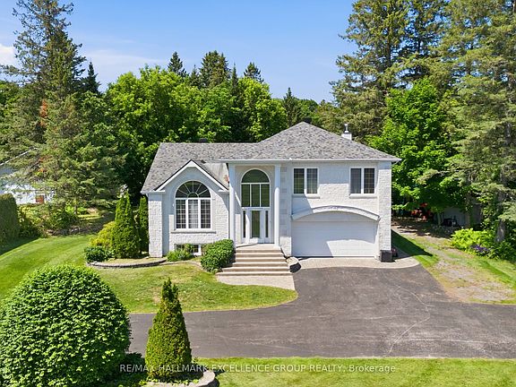 3rd image of 480 Du Ruisseau St