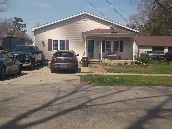 224 E Allen St, Hanover, MI 49241