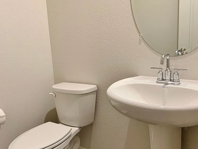 2070 Wildflower Dr — Photo 13
