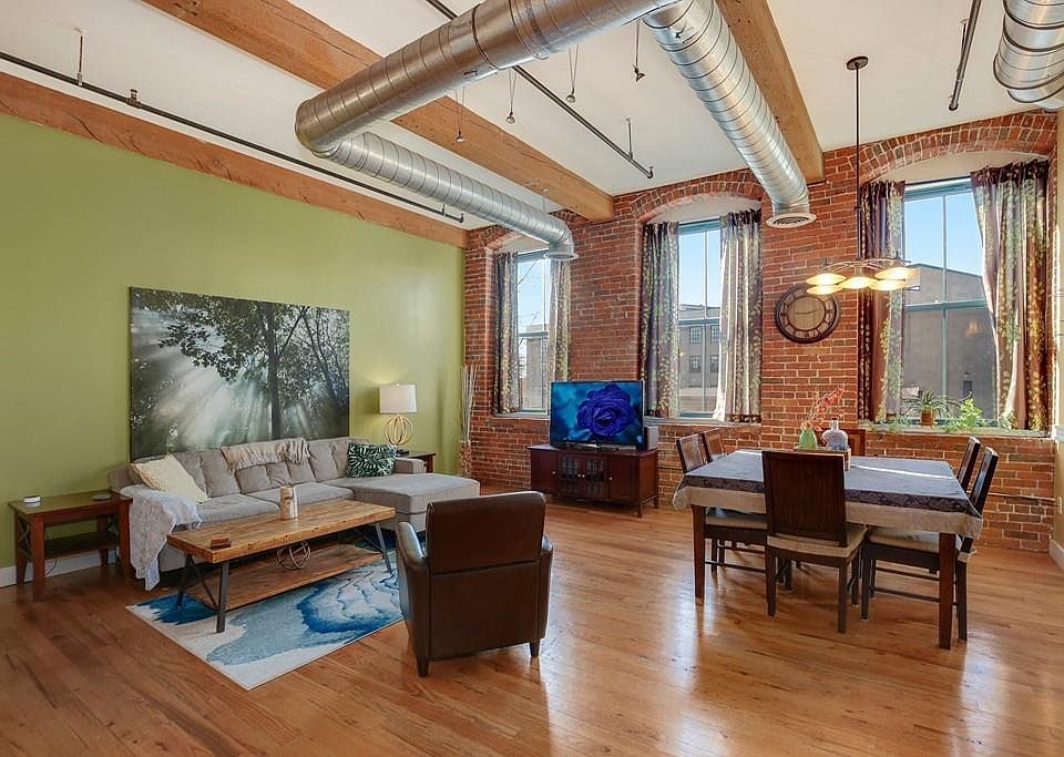 1st image of 589 Essex St Unit 210