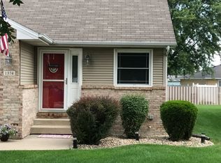 1374 Armour Rd, Bourbonnais, IL 60914