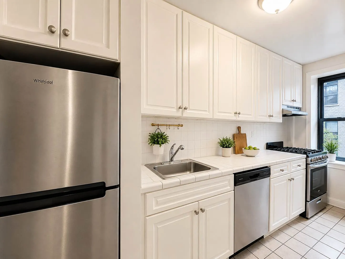 101 East 116th Street — Photo 4