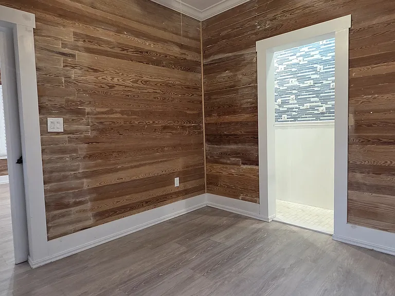 409 Fleming St — Photo 15