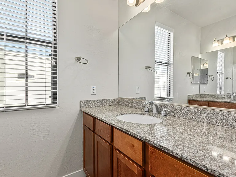 4236 N 27th St #38 — Photo 15